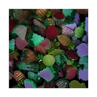 暗闇で光るレジンフルーツ